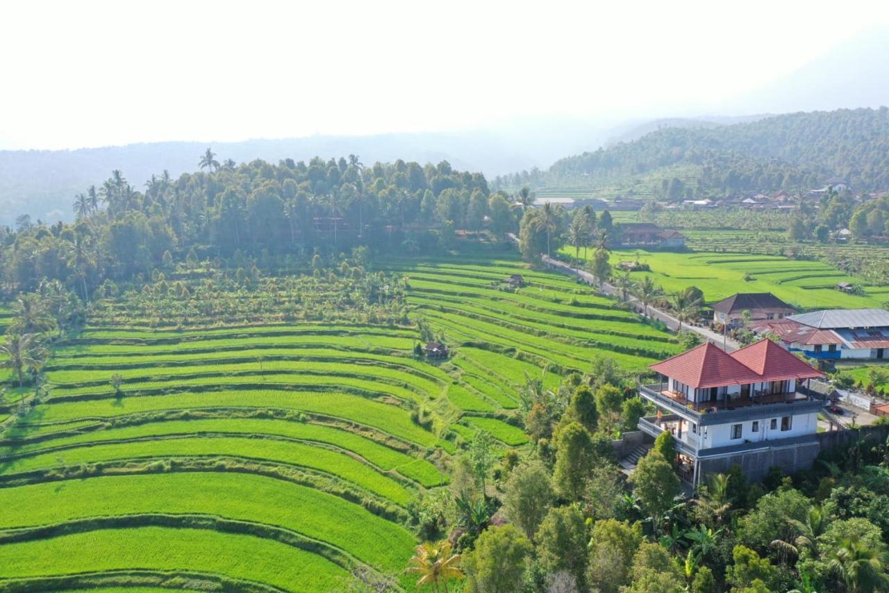 Candra Cottage Munduk Eksteriør bilde